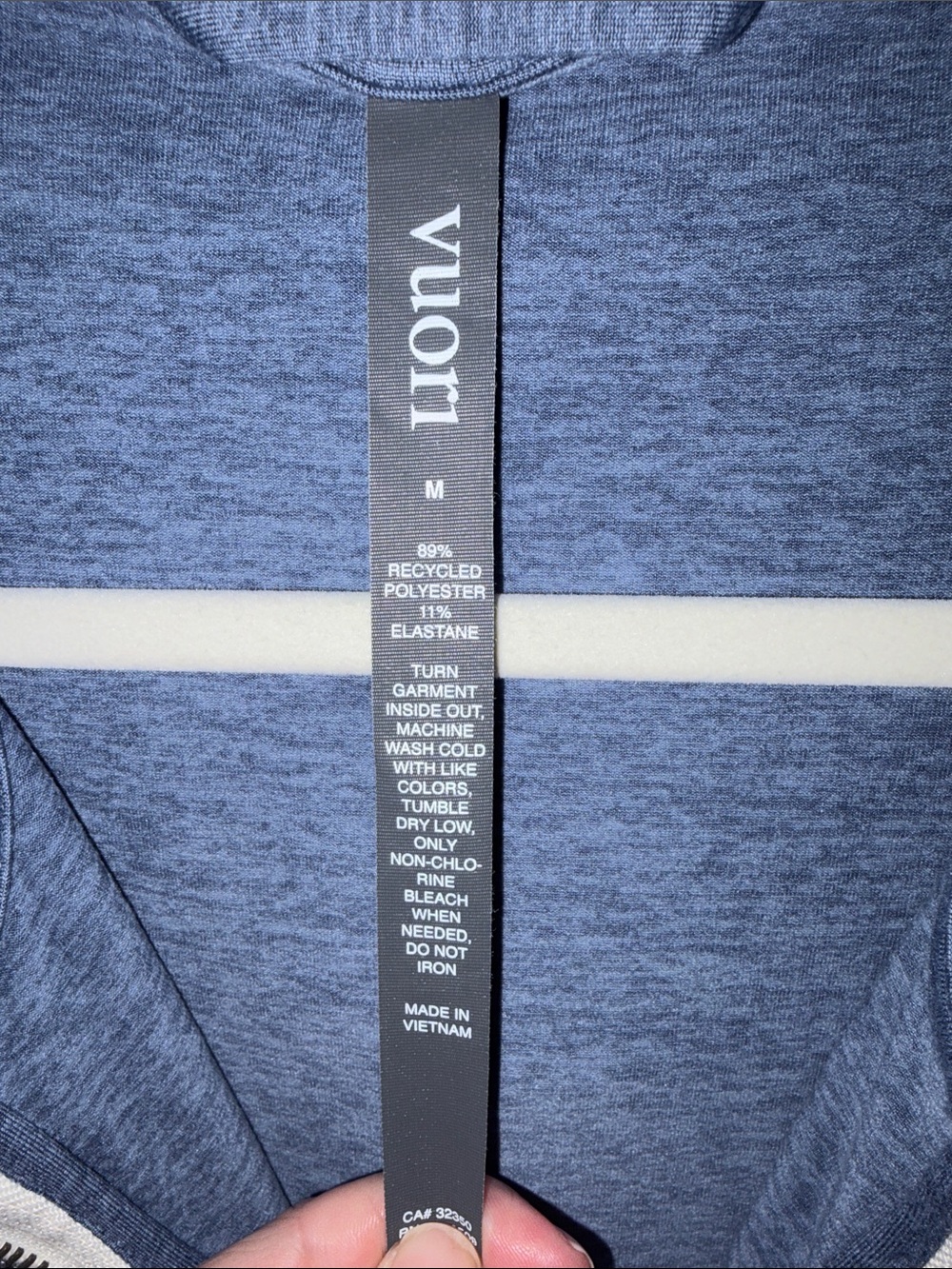 Vuori women’s Blue Zip-Up Hoodie Sweater M - Picture 2 of 5